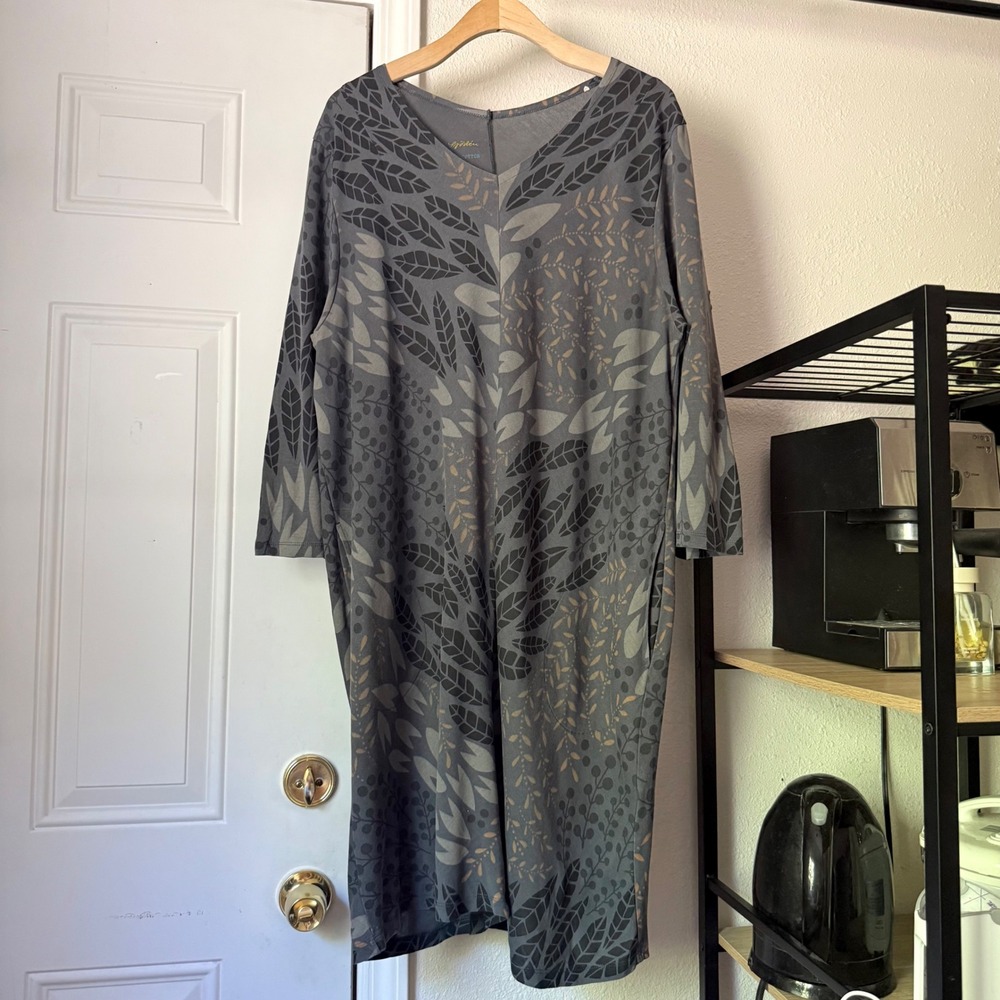 GUDRUN SJODEN grey leaf botanical organic cotton lagenlook v-neck 3/4 midi dress